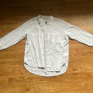 UNIVERSAL THREAD White Button Down